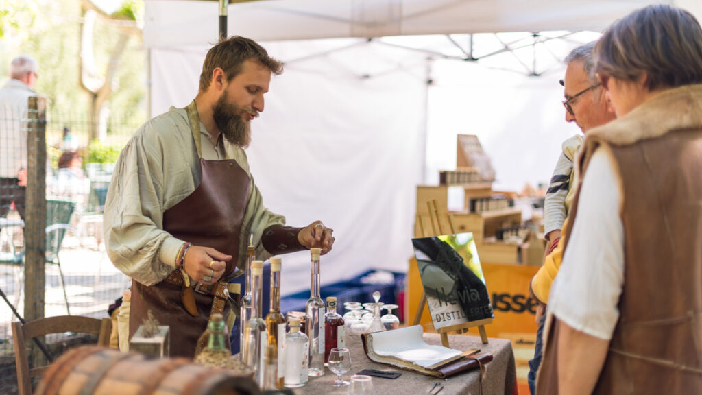 Distillerie artisanale en Ardèchee à Médié'vals