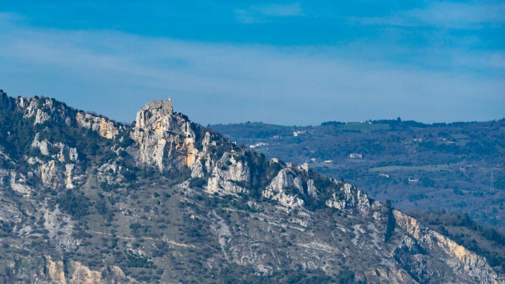 Chateau de Crussol depuis le musée de valence