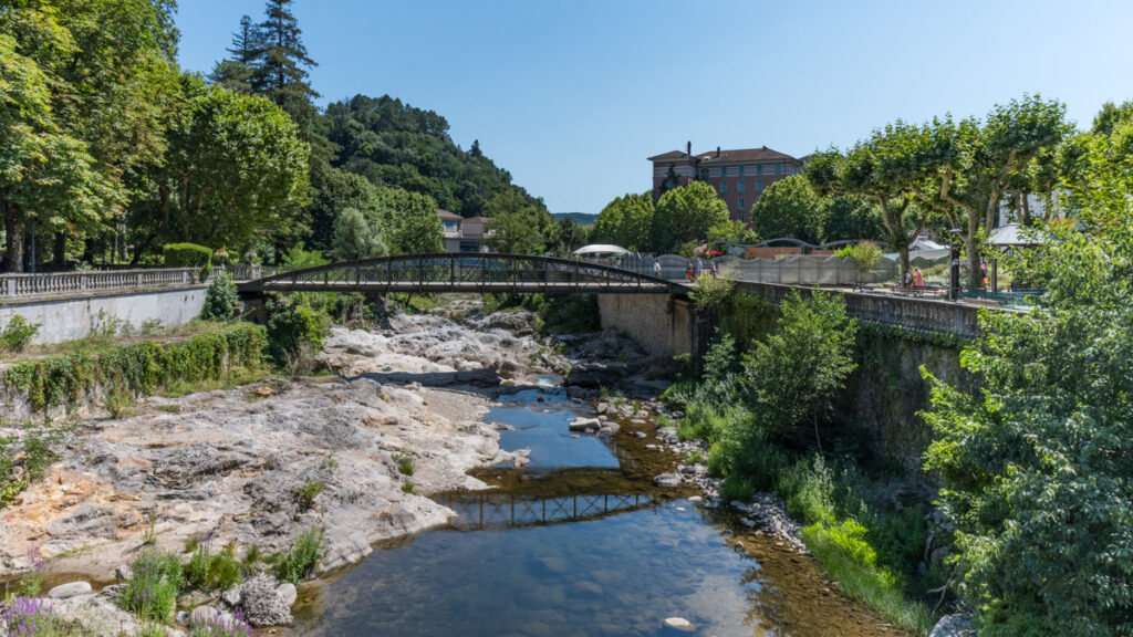 Baignade dans la Volane en Ardèche