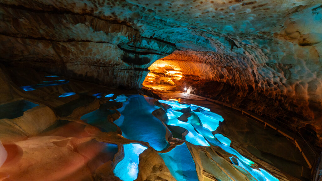 Grotte St Marcel en Ardèche