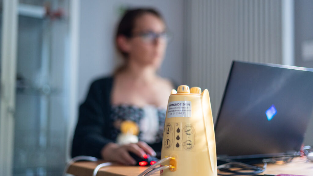 Tire Allaitement location de tire lait paume d'happy un monde sein Sarah Lidin