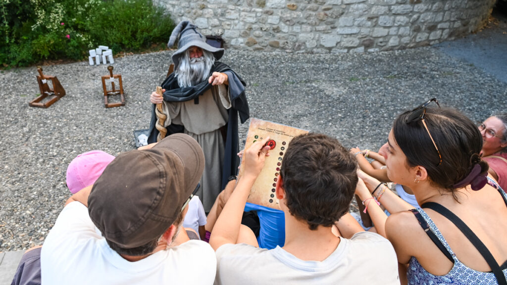 Chasseurs de Mystères escape game à Vogue ludique Ardèche