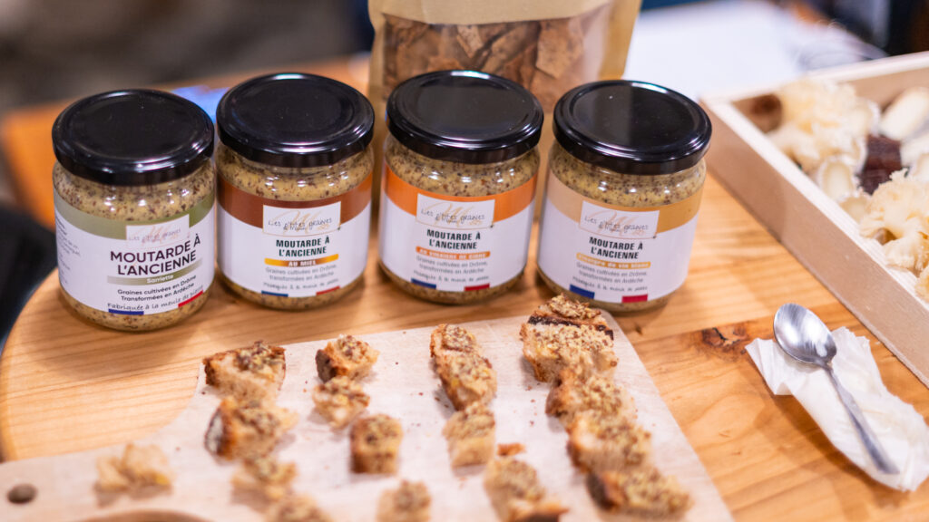 Moutardes de Manon au Domaine Mirabel Charmis