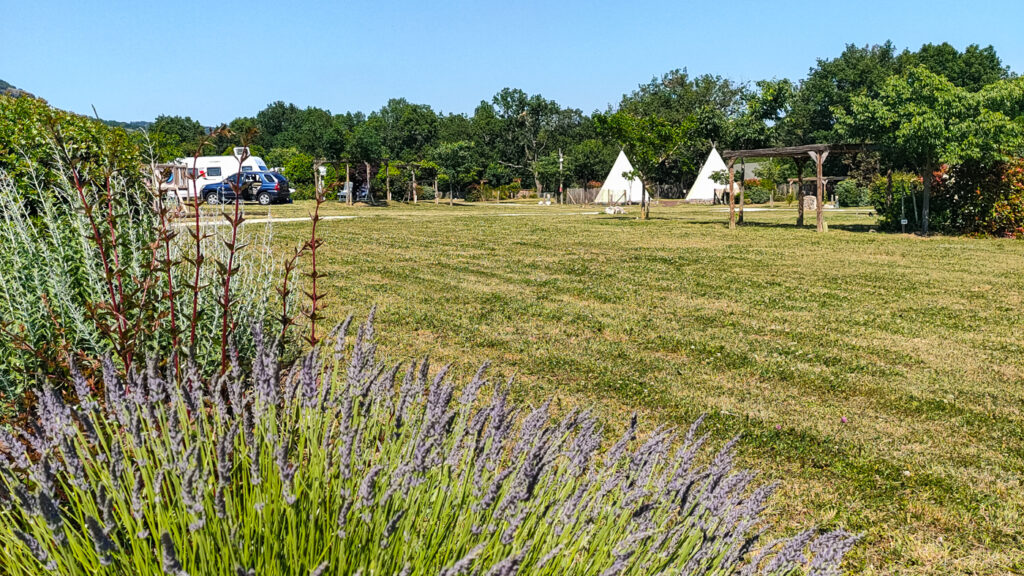 Pont de mai en Ardèche
