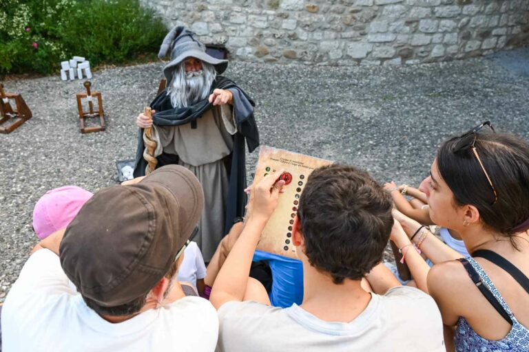 Escape Game Seigneur des Anneaux Vogüé Ardèche Chasseurs de mystères